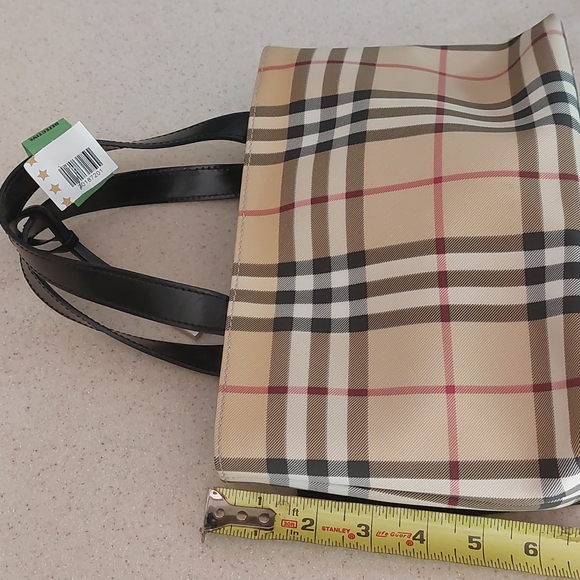 Authentic Burberry small tote and wallet comes with dust bag - Picture 7 of 16